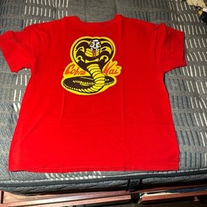 Cobra, Kai T-shirt, themed red and yellow black cobra size XL